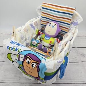 Toy Story (Buzz Lightyear) Bassinet Diaper Cake